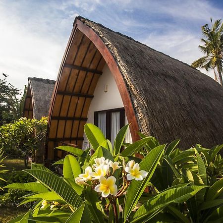 Diversia Diving Club & Bungalows Gili Trawangan Exterior foto
