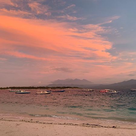 Diversia Diving Club & Bungalows Gili Trawangan Exterior foto