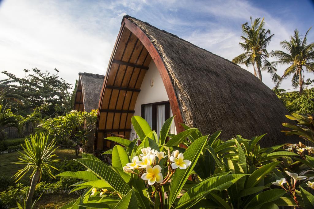 Diversia Diving Club & Bungalows Gili Trawangan Exterior foto