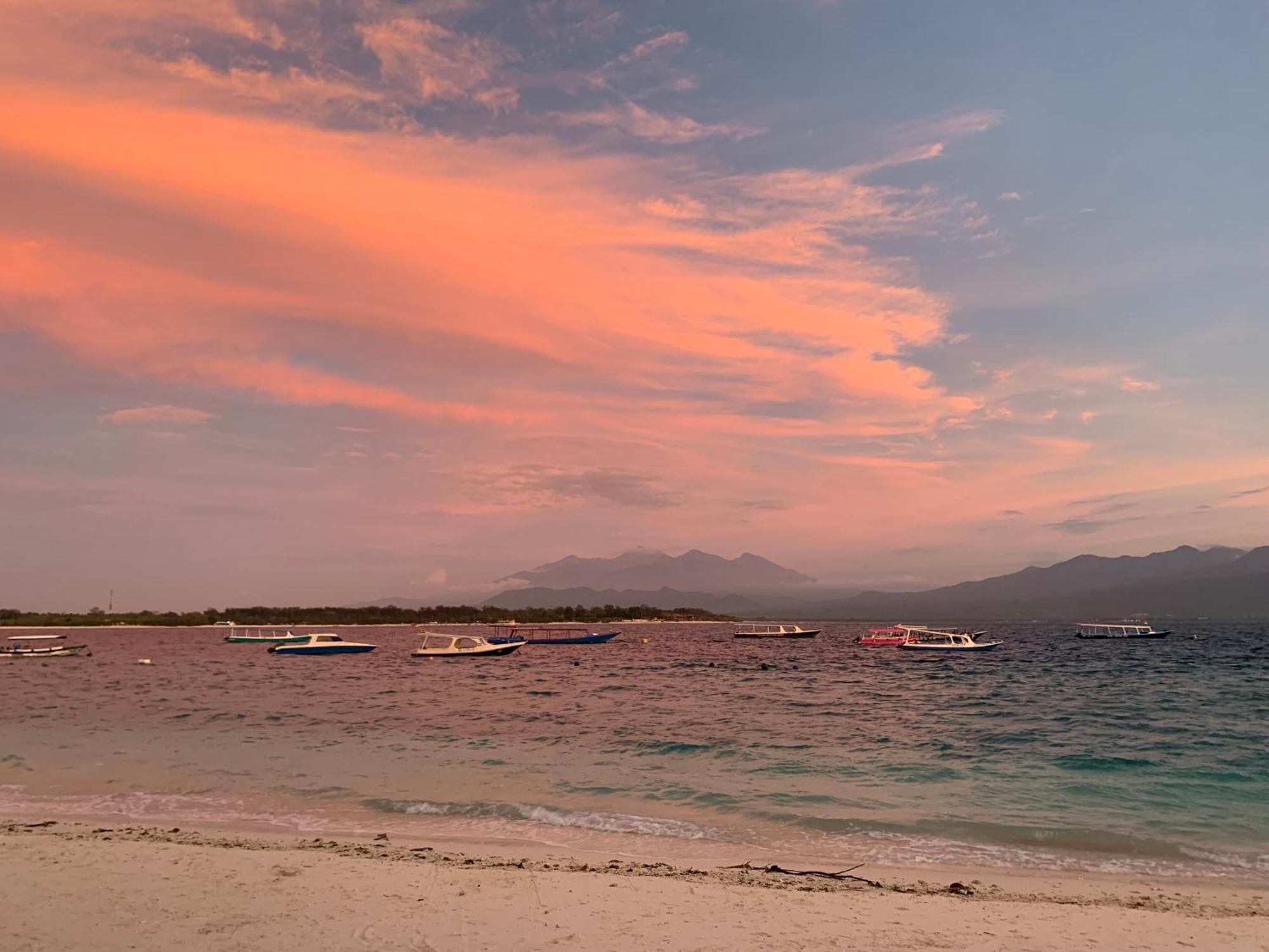 Diversia Diving Club & Bungalows Gili Trawangan Exterior foto