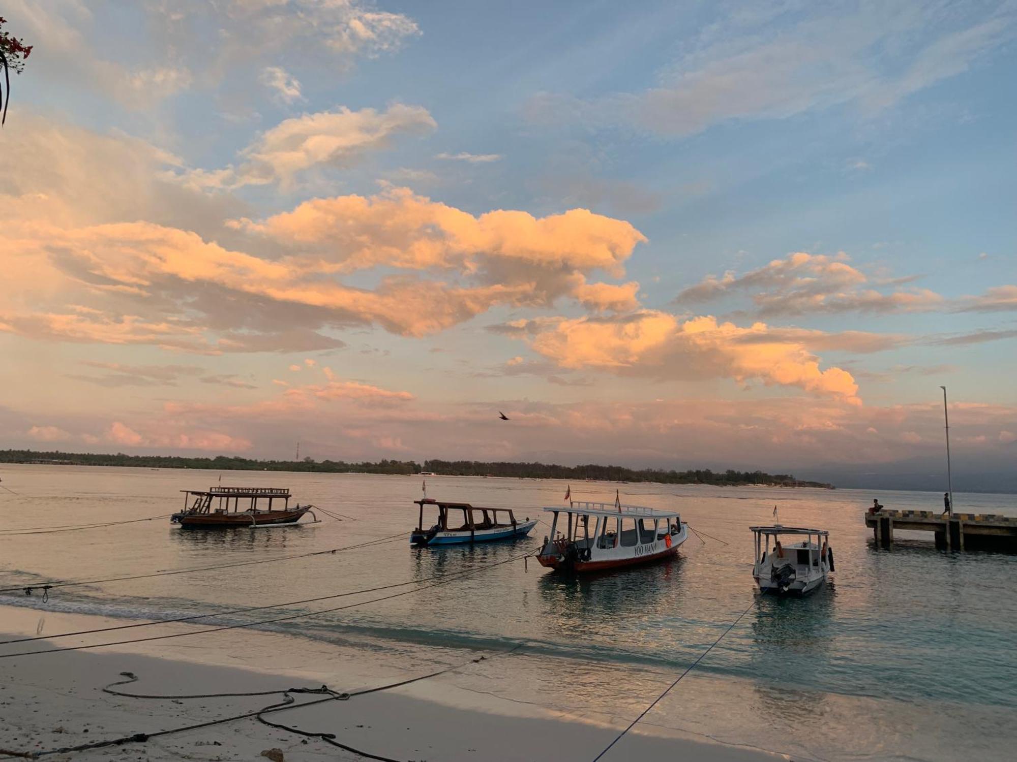 Diversia Diving Club & Bungalows Gili Trawangan Exterior foto