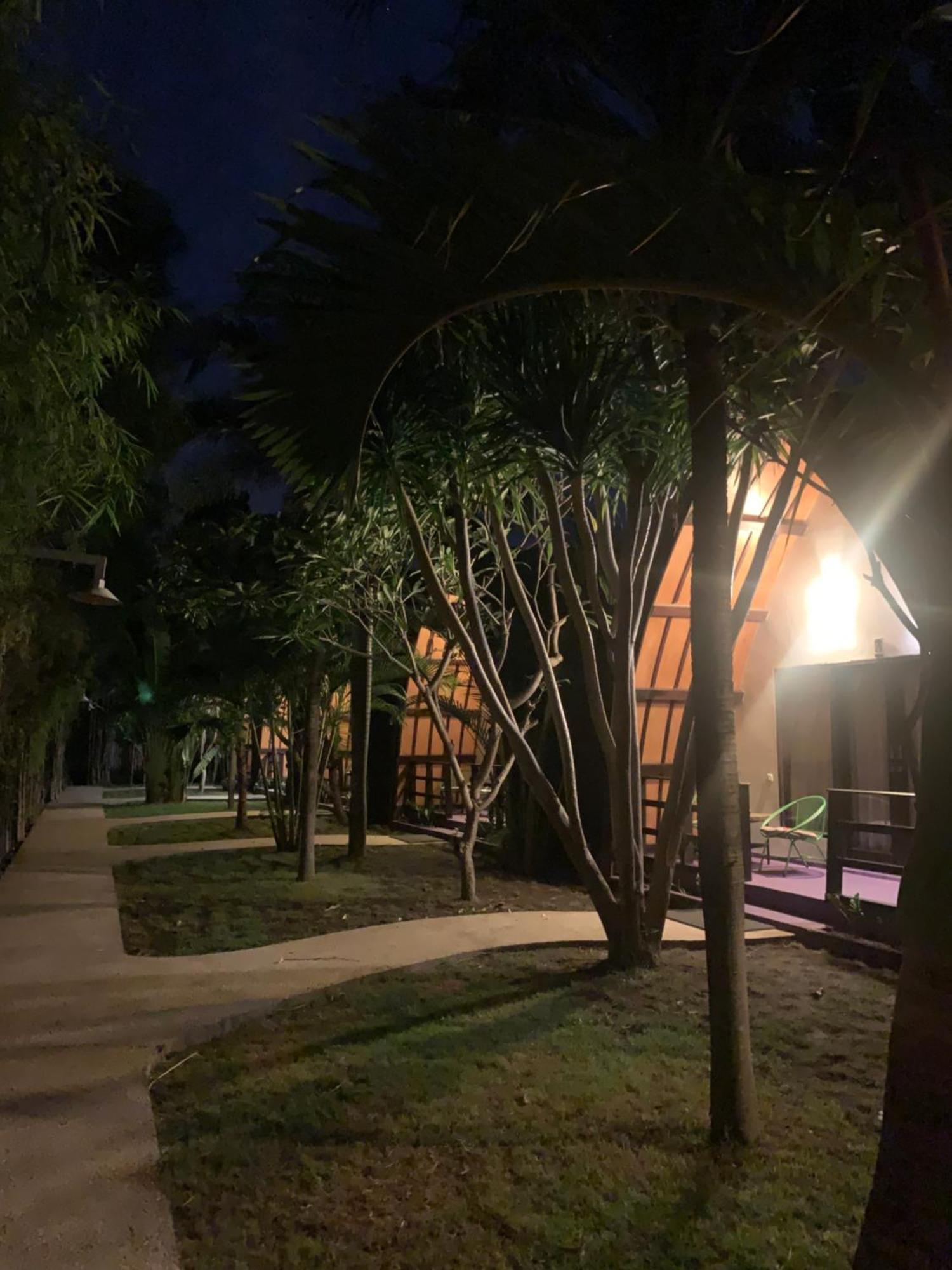Diversia Diving Club & Bungalows Gili Trawangan Exterior foto