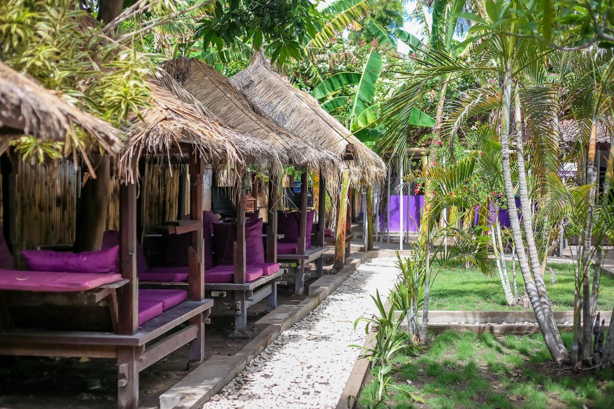 Diversia Diving Club & Bungalows Gili Trawangan Exterior foto